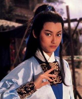 坛传奇她用一生书写不服输的人生凯发K8首页登录从街头乞儿到影(图6)