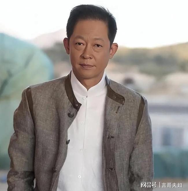 刚合作的王志文现状应了王劲松的话k8凯发国际一生不接广告不与冯小(图1)