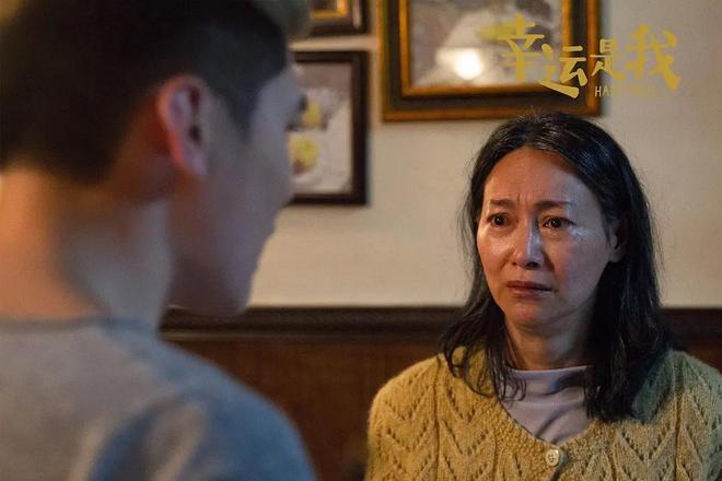 “当打之年”不拼位置就给别人了k8凯发网站惠英红：65岁正是(图12)