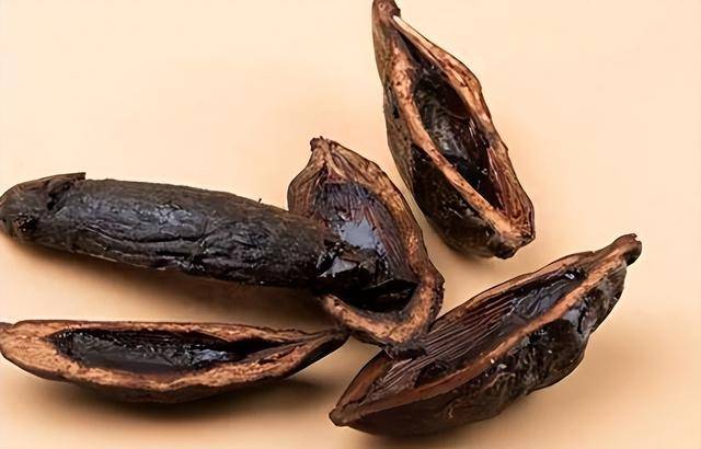 割脸、割舌、丧命！让1亿人上瘾的致癌小零